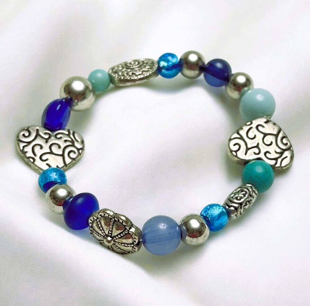 Vintage Blue & Decorative Silver Mixed Beaded Stretch Bracelet